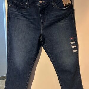 Women's Plus Size Levi's 311 shaping skinny Capri Jeans (2 Pairs )